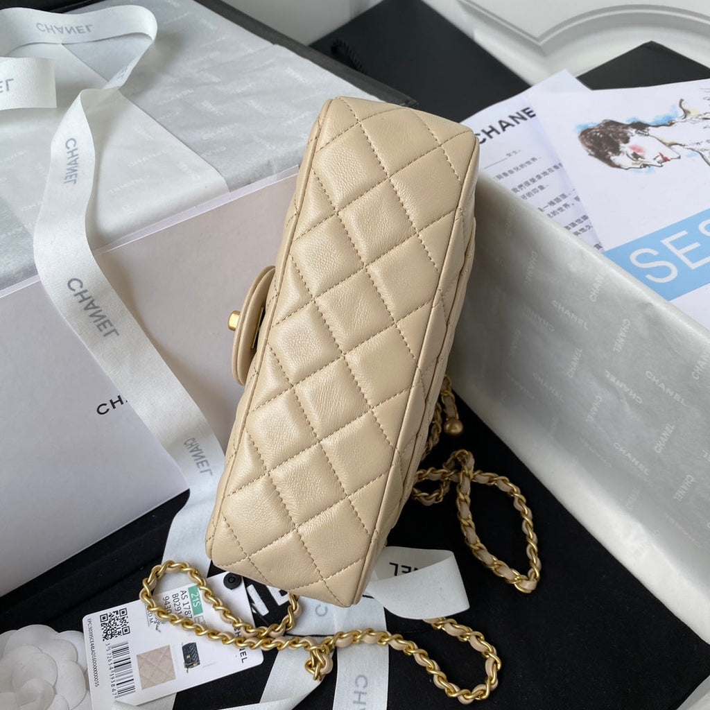 CHANEL 25S FLAP BAG 20 IN BEIGE LAMBSKIN WITH GOLD HARDWARE