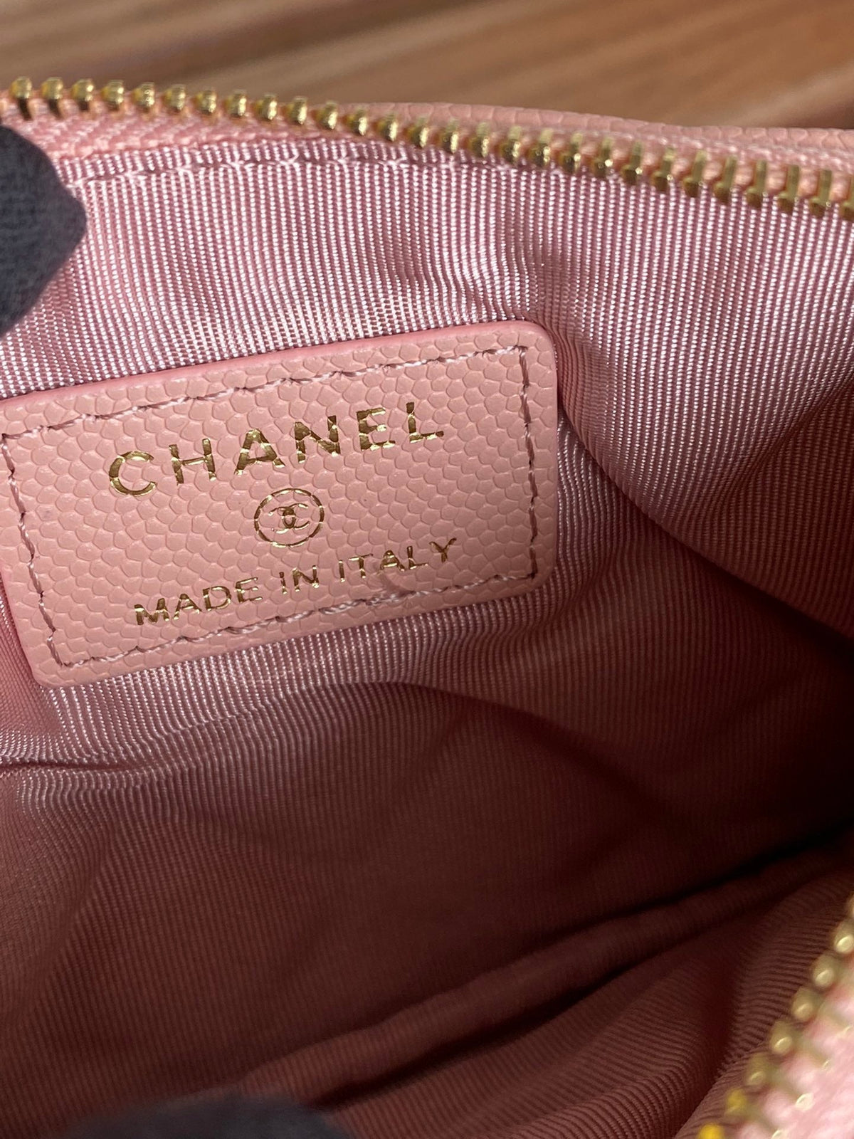 CHANEL CLASSIC SMALL 15 ZIPPED POUCH IN LIGHT PINK GRAINED CALFSKIN