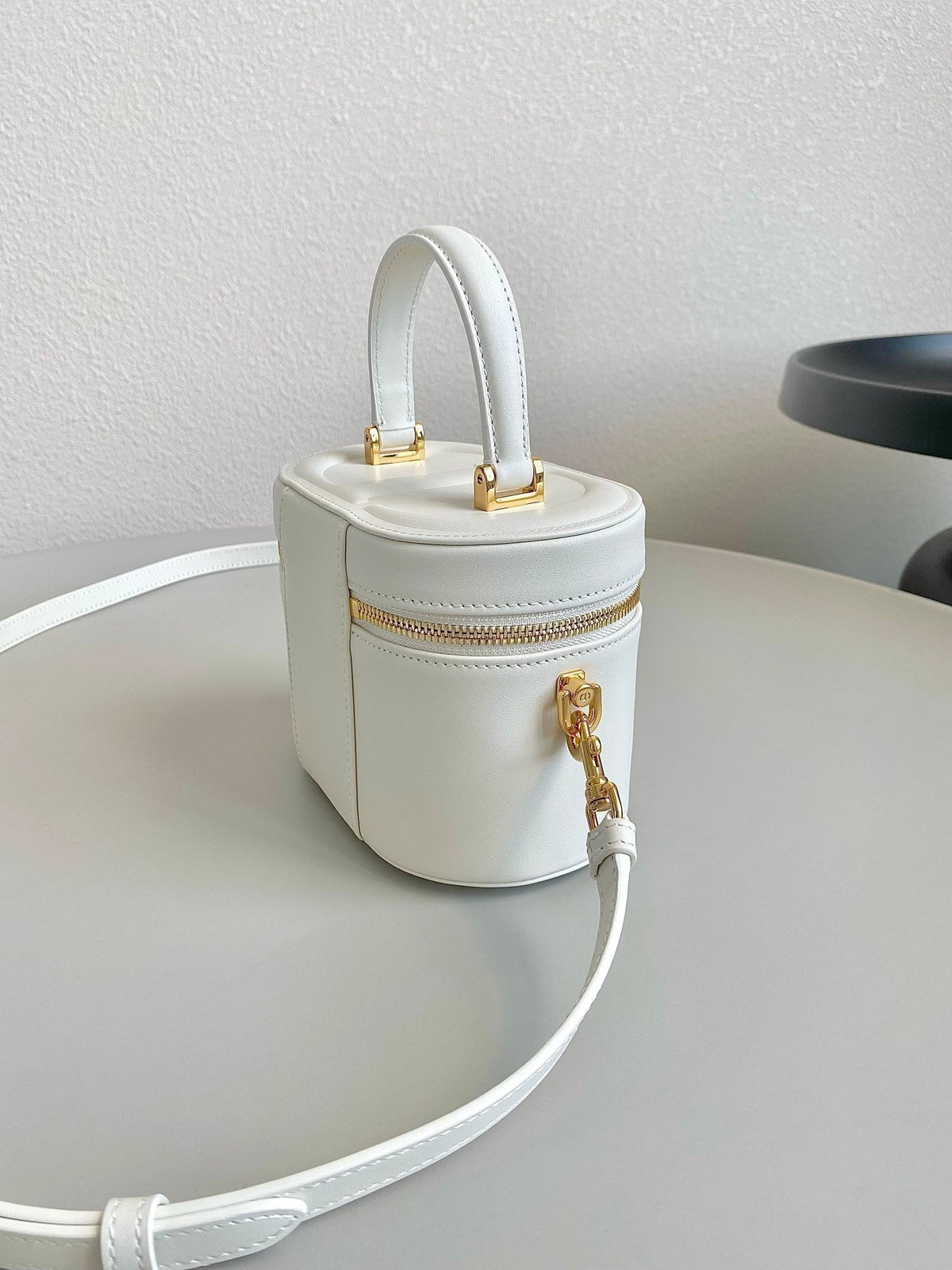 DIOR SIGNATURE VANITY 16 IN WHITE LAMBSKIN