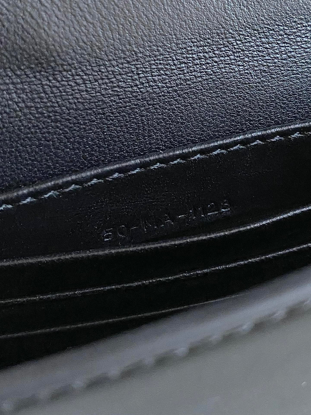 DIOR SIGNATURE CHAIN BAG 21 IN BLACK CALFSKIN