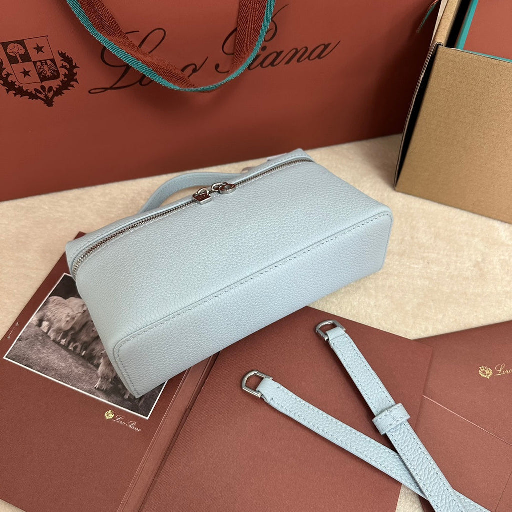 EXTRA POCKET L19 IN LIGHT BLUE CALFSKIN WITH SILVER HARDWARE