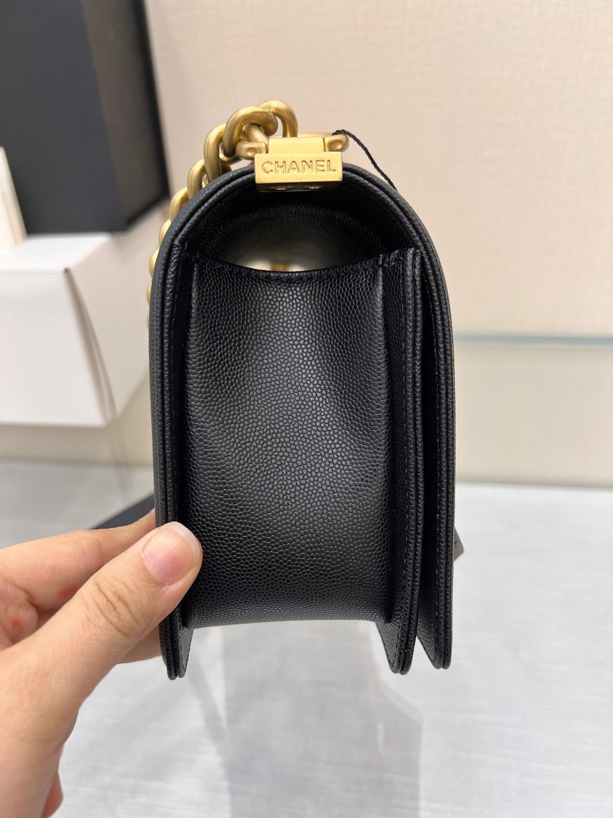 CHANEL BOY BAG MEDIUM 25 BLACK CHEVRON CAVIAR RUTHENIUM HARDWARE