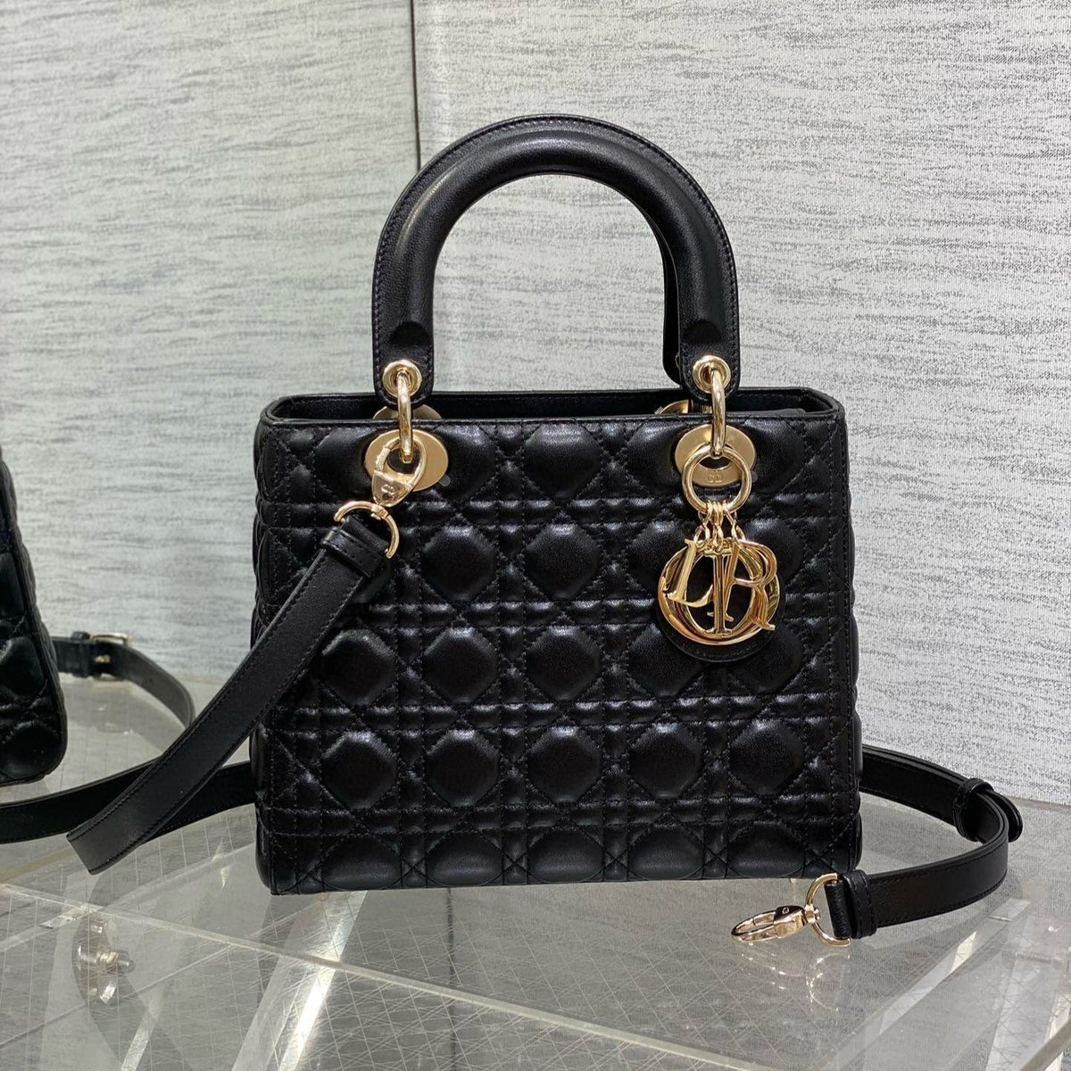 DIOR MEDIUM LADY BAG 24 IN BLACK CALFSKIN GOLD HARDWARE
