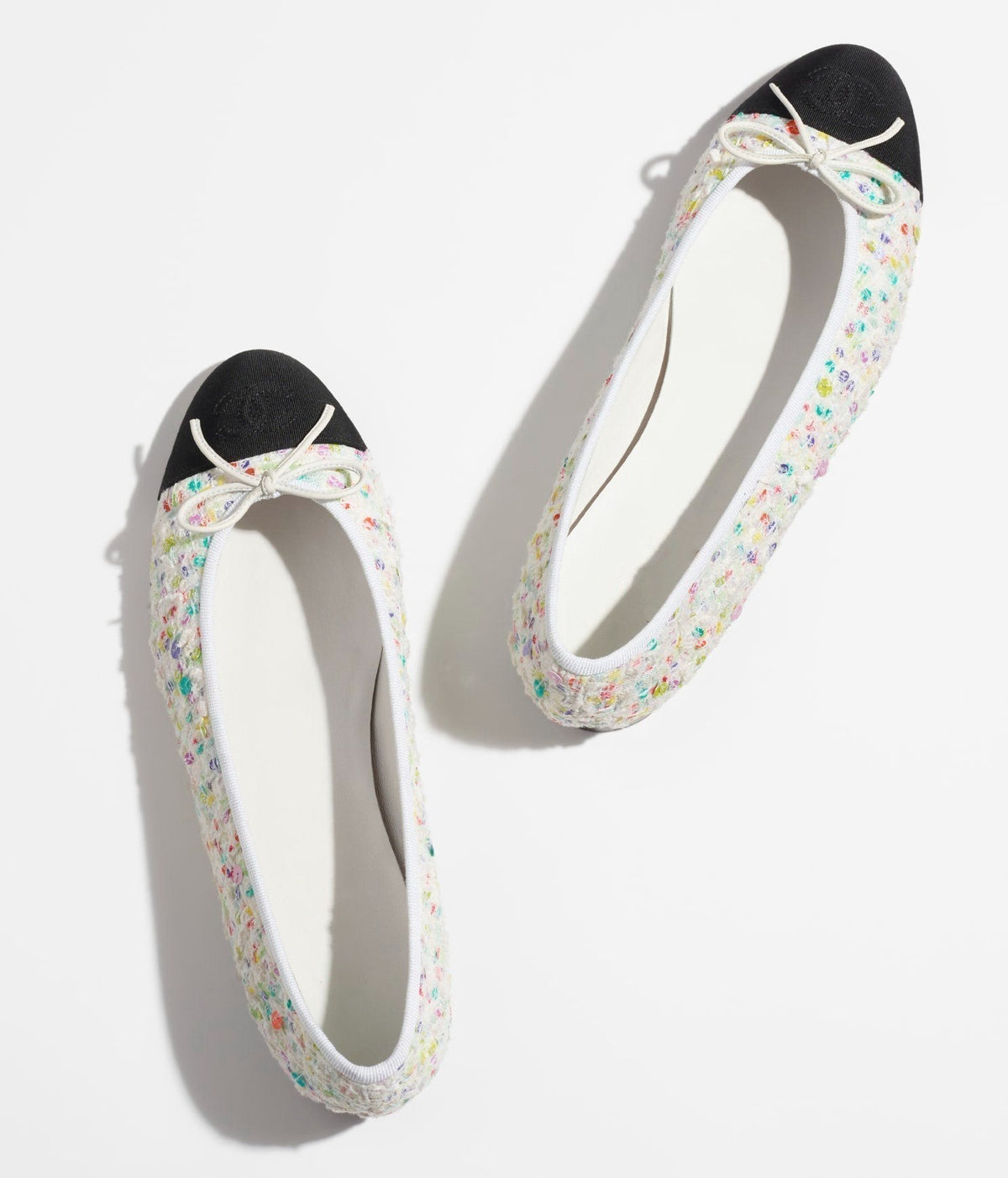CHANEL BALLET FLATS ECRU MULTICOLOR BLACK TWEED