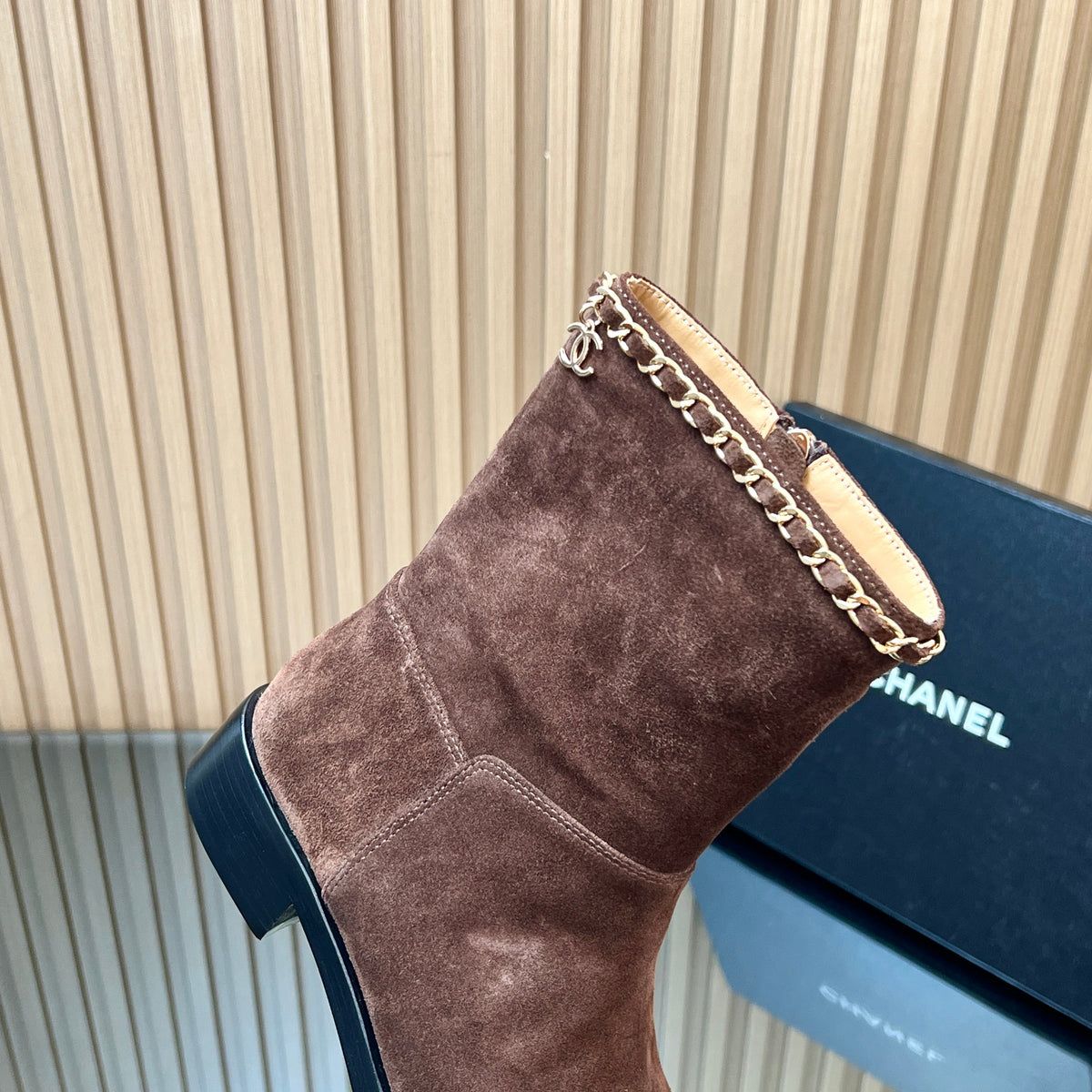 CHANEL 25S SHORT BOOTS WITH CHAIN IN DARK BROWN SUEDE