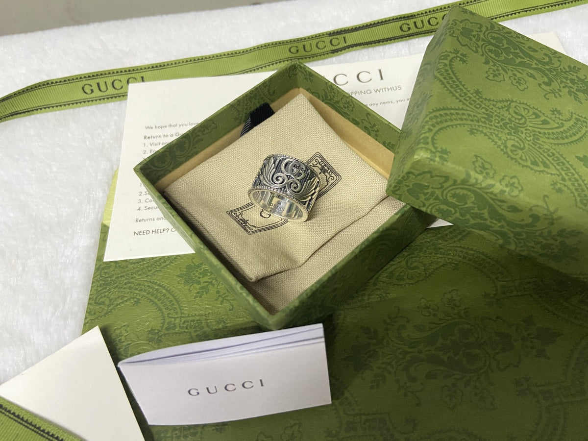 Double Gucci Marmont Ring