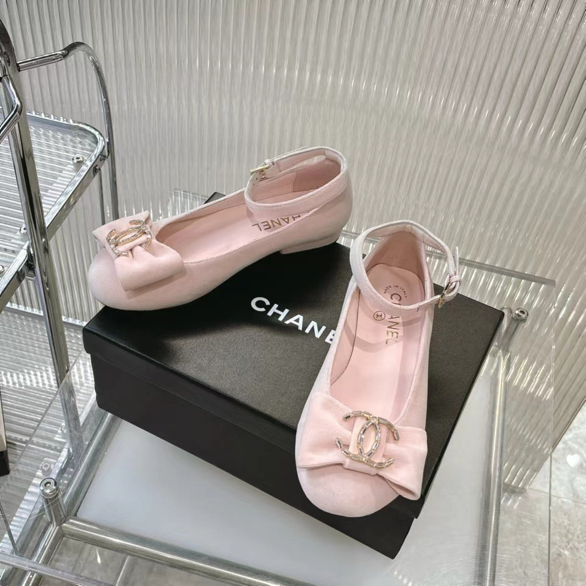 CHANEL BOW MARY JANE SHOES IN PASTEL PINK VELVET