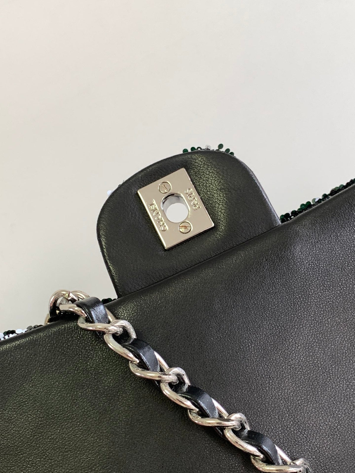 CHANEL 25S FLAP BAG 25 CM IN WHITE MIX BLACK SEQUINS